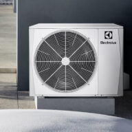 ELECTROLUX toplotna črpalka split 12kW [EMHP-12Y/N8 + EHB-160/N8]