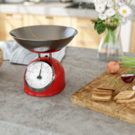 ETA kuhinjska tehtnica Storio, rdeča [ETA 5777 90030]